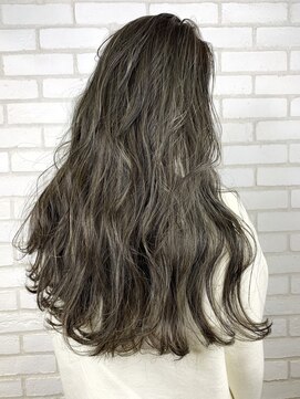 ディーバ 藤沢(D.I.E.V.A) 20代30代40代50代大人可愛いロングレイヤー艶髪オリーブベージュ