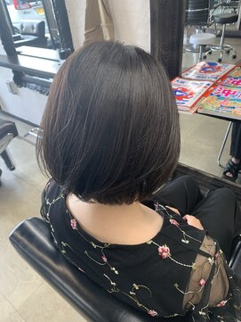 ペコラ(pecora) 直毛、軟毛でも動く大人ボブ