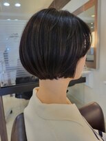 スタイル 成城学園前(STYLE)&nbsp;丸み×くびれで“首が細く見える”大人ショート