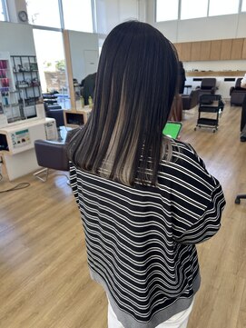 インナーベージュ