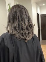ゼウス(Zeus.)&nbsp;海外ヘアーハッシュカットレイヤーカット