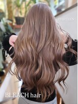 サーティーン(THIRTEEN)&nbsp;ハイトーンカラー♪はveganカラーでダメージを抑えます(*^-^*)