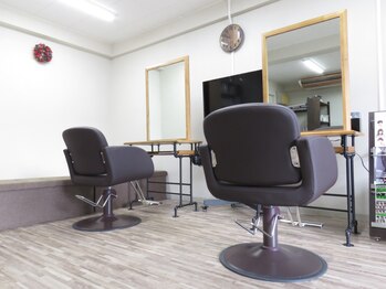 アスクイロハ(Ask168)の写真/髪のお悩みも気軽に相談できるのが◎アットホームな空間で、あなたの理想のスタイルを叶えてくれる♪