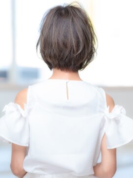 ヴィアラ 自由が丘(VIALA) 【VIALA 自由が丘】ハンサムショート×センターパート