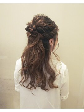 モードケイズ 尼崎店(MODE K's) ハーフアップ