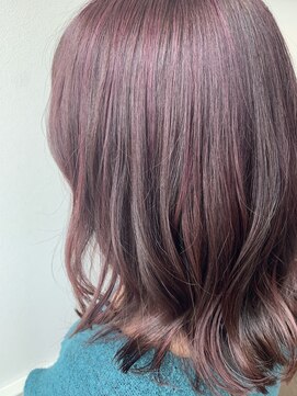 ハグヴィアン(HUG BIEN) ピンク×ハイライト