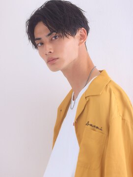 イグレックビス(igrek bis) サイドパートスタイル