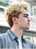センターパートニュアンスパーマ刈り上げツーブロックメンズヘア
