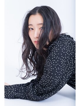 ヘアサロン ナノ(hair salon nano) 大人かわいいセンターパートの波巻きスタイル♪