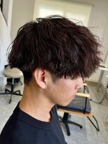 フゥ 宇都宮(FeU)&nbsp;波巻きパーマメンズパーマメンズヘアツーブロックツイストパーマ