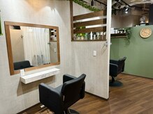 ランズ(LandS)の雰囲気（半個室空間で周りを気にせず"髪のお悩み"を話しやすいのも◎♪）