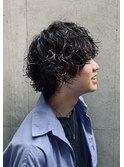 スパイキーショート　マッシュ　センターパート　グランジパーマ
