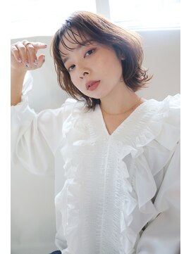 ヘアリラクゼーション クインズベリー(Hair Relaxation Queen's Berry) くびれショートボブ