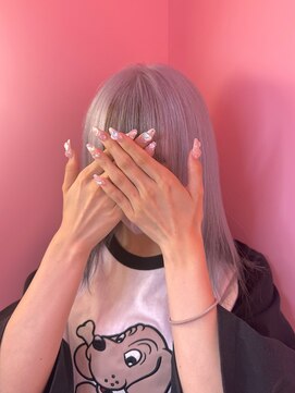 ダズリングディア(Dazzling Deer) ホワイトシルバー/アッシュ/デザインカラー