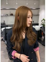 トーン(tone)&nbsp;大人レイヤーヘア×ベージュカラー