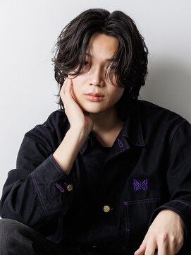 ユーフォリア 渋谷グランデ(Euphoria SHIBUYA GRANDE) フェザーパーマ　ニュアンスパーマ　毛流れパーマ　MOMO