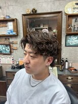 アールズ ヘア(R's hair)&nbsp;MEN’S HAIR/波巻きツイストスパイラル/リバースセンターパート