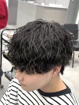 オーバル ジングウマエ(OVARL jingumae)&nbsp;縦落ちパーマシャドウパーマサーフカールフェザーパーマ