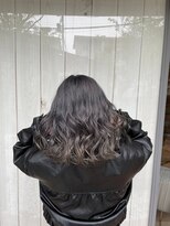 アース 常盤平店(HAIR & MAKE EARTH)&nbsp;透明感たっぷり♪大人っぽく仕上がる韓国風ウェーブ