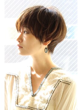 レウナ 外苑前(Reuna) 【30代・40代】大人女性に人気ショートスタイル