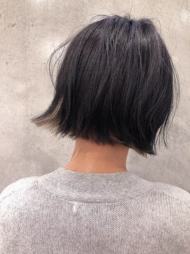 ナイン(9) ◎インナーカラー×ボブ