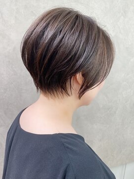 アヴァロン(AVALON) 丸みショートボブ×イルミナ【ナチュラルアッシュ】