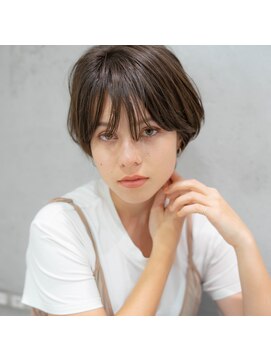 リタ(rita.) 大人可愛いショートボブ 荻原圭介