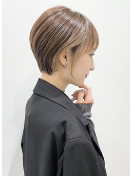 トルネード(TORNADO) 外国人風イヤリングカラー ショートボブ ベージュM14