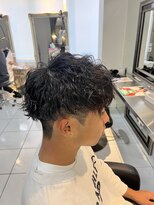 アイズ 海老名(AIZU)&nbsp;ツイストスパイラルパーマ　マッシュツーブロックグリース波巻き