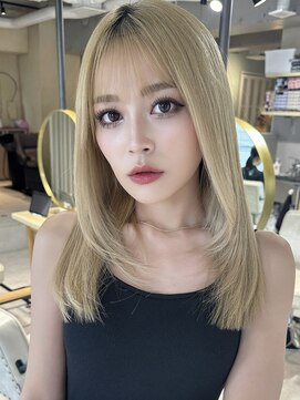 ティア(Tia.) 縮毛矯正/髪質改善トリートメント/ミディアムヘア/グレージュ