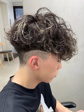 フィフス 名駅(fifth) スペインカールスパイラルパーマツイストパーマハイライト