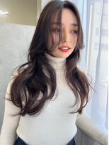 ソヨン 栄2号店(SOYON)&nbsp;大人/小顔/レイヤーカット/シースルーバング/黒髪/ネビージュ