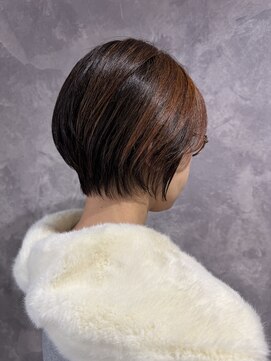 アルカナ(Arcana) 前下りのショートボブショートボブ