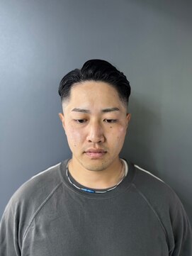 ダンヒルバーバー(dunhill BARBER) フェードカット<理容室>[メンズ/シェービング/床屋/銀座]