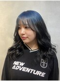 ブルーのルーツカラー