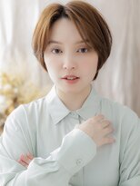 カバーヘア ブリス 大宮西口(COVER HAIR bliss) センターパート小顔ショートカットレイヤーa大宮20代30代40代