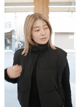 ノイ(neu) ブロンドロブ