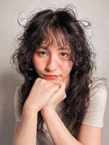 シカ(sica)&nbsp;カジュアルとナチュラルの間のドライパーマ