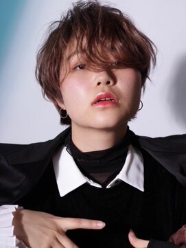 エムスラッシュ 新百合ヶ丘(M.SLASH) 【M.SLASH】色っぽ抜け感マニッシュショート/ラベージュ/耳かけ