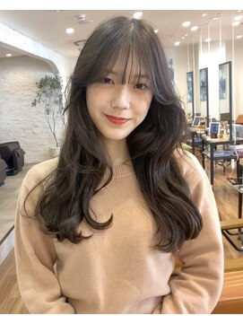 ノラキチジョウジ(NORA KICHIJOJI) #外ハネ#くびれミディ#レイヤー#20代#30代#40代