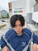 アイズ 海老名(AIZU) 波巻きスパイラルパーマツイストスパイラルパーマセンターパート