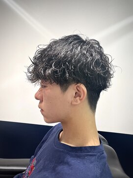 リバティシェアバーバー 銀座(LIBERTY SHARE BARBER) 波巻きパーマ