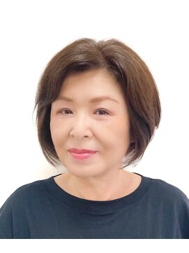 黄ぐまくん美容室 ショートレイヤー　ボブ