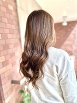 モア 下通店(MORE) ロングヘアー　ハイライト、白髪ぼかし