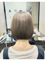 ハルキ ミナト ジャパン オオサカ(HARUKI MINATO japan OSAKA)&nbsp;ぱつっとボブ 20代30代40代ヘア 小顔 大阪ボブ 梅田