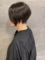 ディスコネクト(DISCO-N-NECT)&nbsp;ショートボブ　前下がりボブ　似合わせカット　ダークアッシュ