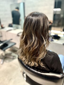 ソル 八王子(SOL) シャドールーツ