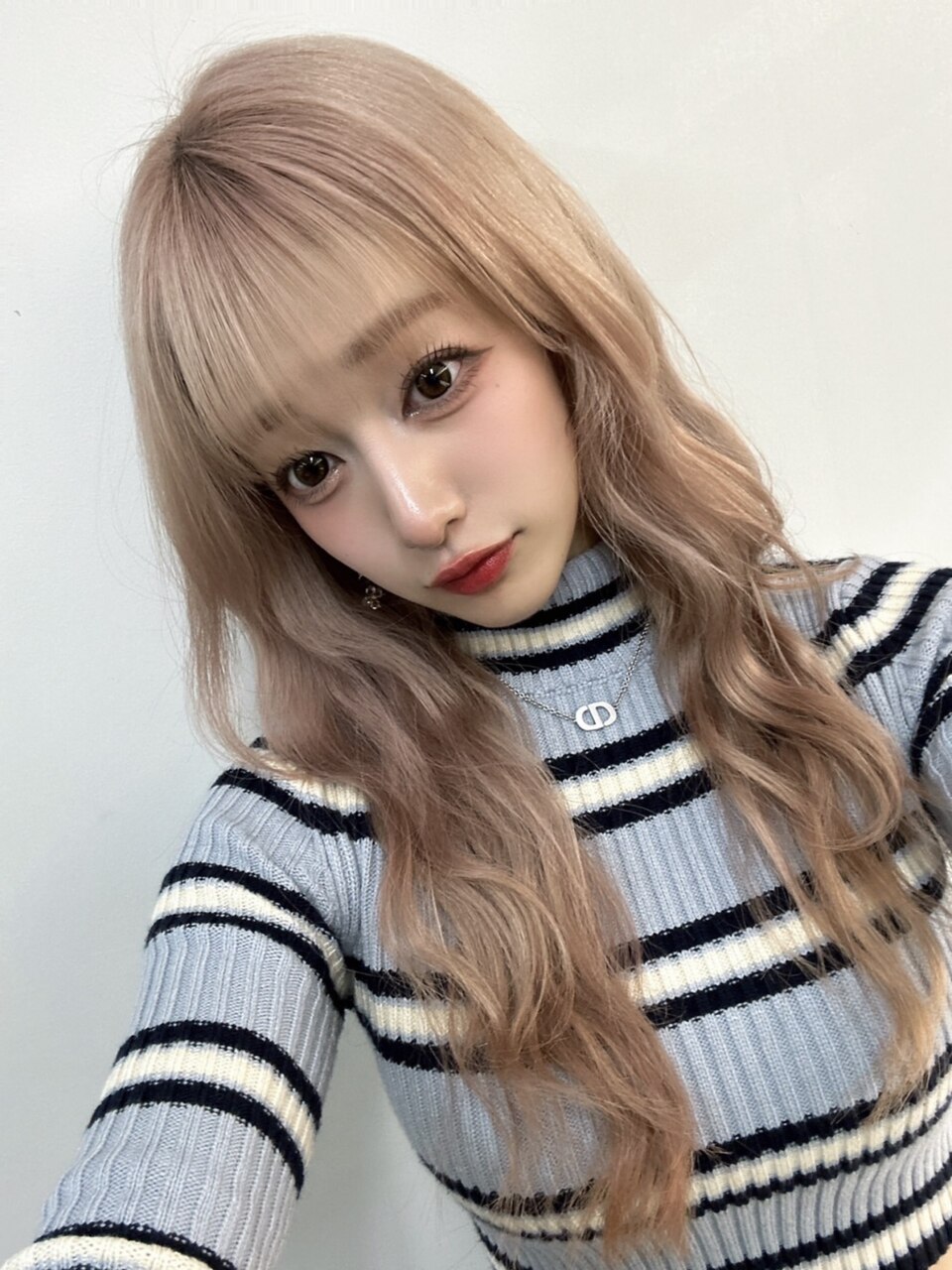 私立恵比寿中学　桜木心菜パーカーセット 私立恵比寿中学・桜木心菜、韓国通販サイト「SONA」でセレクト