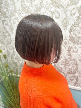 キキ(kiki) ミニボブ