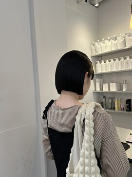 マチルダ(Matilda) 切りっぱなしボブ